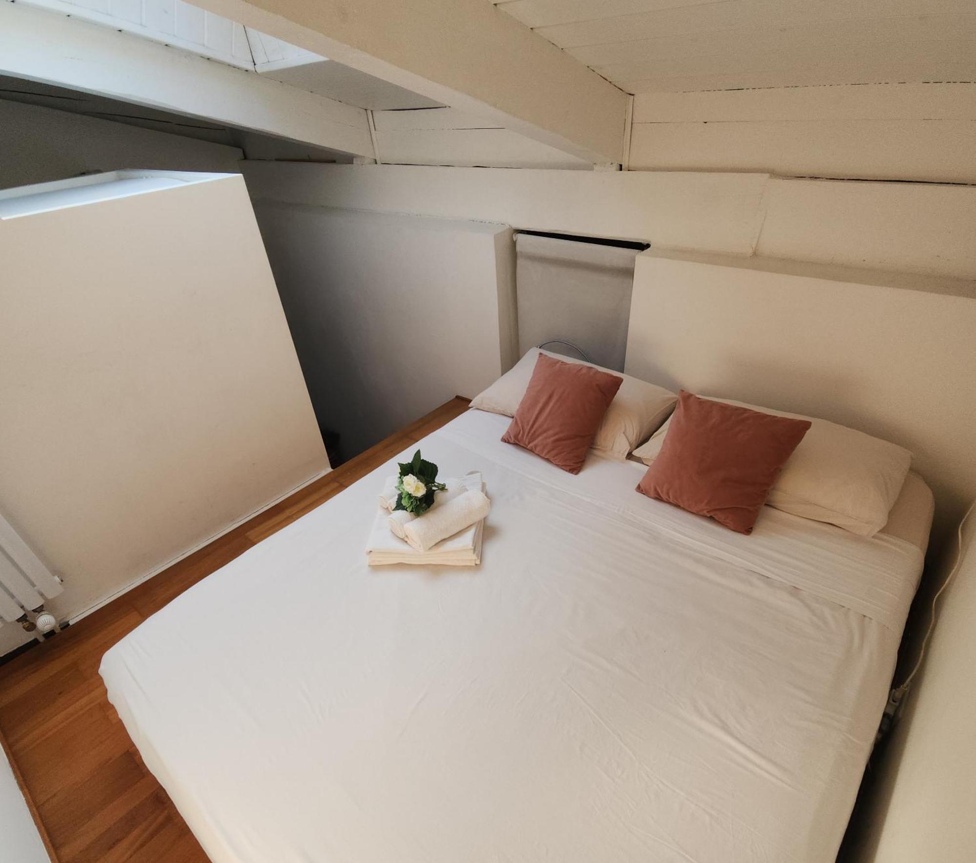 Gaia Suites - A Due Passi Dal Centro - Parcheggio Privato Turín Exterior foto